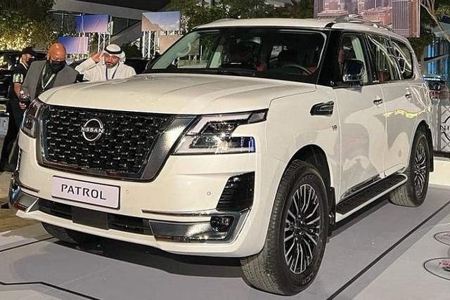 Chi tiết Nissan Patrol 2022 giá hơn 1,2 tỷ đồng Chi tiet Nissan Patrol 2022 gia hon 1,2 ty dong