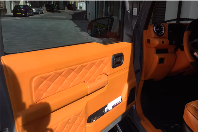 Suzuki Jimny giá rẻ độ thành Mercedes-AMG G63 rao bán 1,2 tỷ đồng - Hình 9 Suzuki Jimny gia re do thanh Mercedes-AMG G63 rao ban 1,2 ty dong-Hinh-9