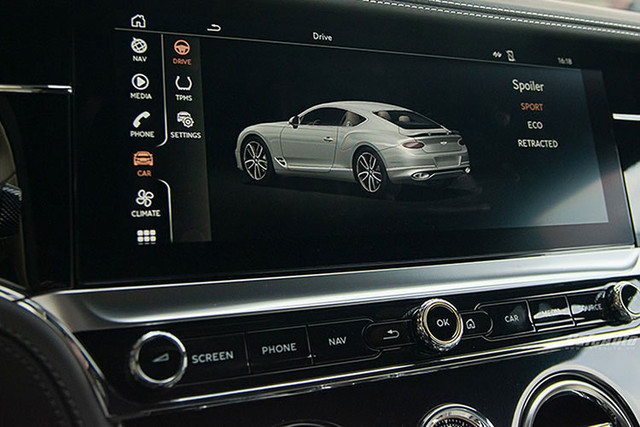 Cường Đô La khoe Bentley Continental GT 20 tỷ đồng - Hình 7 Cuong Do La khoe Bentley Continental GT 20 ty dong-Hinh-7