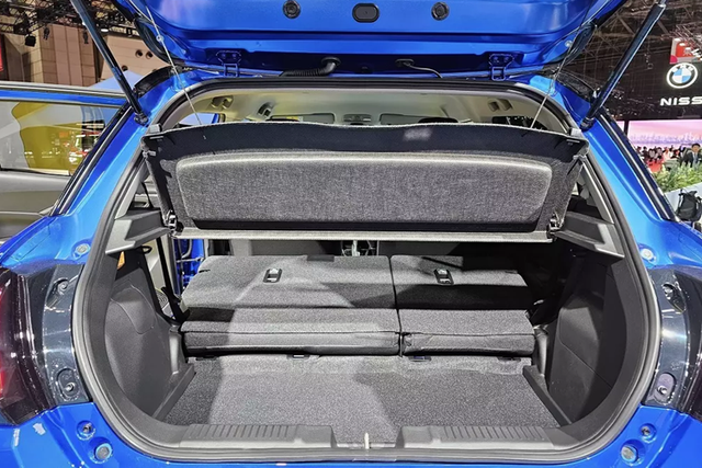 Chi tiết Suzuki Swift 2024 sắp bán ở Việt Nam - Hình 12 Chi tiet Suzuki Swift 2024 sap ban o Viet Nam-Hinh-12