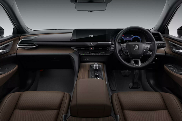 Toyota Crown Sedan 2024 chốt giá bán từ 1,2 tỷ đồng - Hình 4 Toyota Crown Sedan 2024 chot gia ban tu 1,2 ty dong-Hinh-4