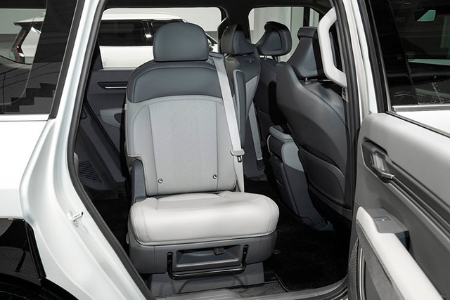 Chi tiết Kia EV9 2024 giá 54.900 USD ở Mỹ - Hình 7 Chi tiet Kia EV9 2024 gia 54.900 USD o My-Hinh-7