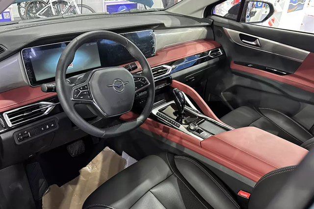 Chi tiết ô tô Haima 7X của Trung Quốc khoảng 800 triệu - Hình 3 Chi tiet o to Haima 7X cua Trung Quoc khoang 800 trieu-Hinh-3