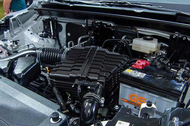 Toyota Innova Cross Hybrid giá gần 1 tỷ đồng tại Việt Nam có gì hay? - Hình 13 Toyota Innova Cross Hybrid gia gan 1 ty dong tai Viet Nam co gi hay?-Hinh-13