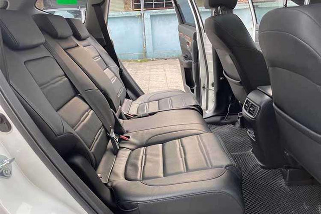 Honda CR-V 2022 giảm giá tới 200 triệu xả hàng tồn - Hình 6 Honda CR-V 2022 giam gia toi 200 trieu xa hang ton-Hinh-6