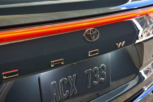 Can canh Toyota Crown Signia 2024-Hinh-7