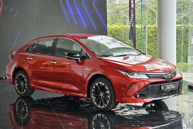 Toyota Corolla Altis 2024 nâng cấp nhẹ, tăng giá bán Toyota Corolla Altis 2024 nang cap nhe, tang gia ban
