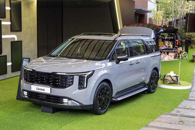 Chi tiết nội thất Kia Carnival 2025 sang chảnh - Hình 12 Chi tiet noi that Kia Carnival 2025 sang chanh-Hinh-12