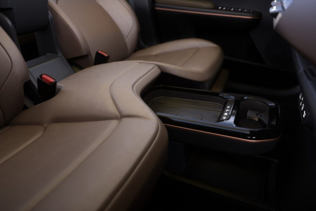 Cận cảnh Kia EV5 2024 từ 526 triệu đồng - Hình 9 Can canh Kia EV5 2024 tu 526 trieu dong-Hinh-9