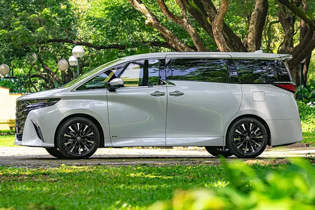 Toyota Alphard 2024 giá không dưới 4 tỷ đồng - Hình 4 Toyota Alphard 2024 gia khong duoi 4 ty dong-Hinh-4
