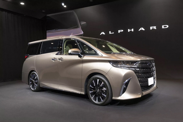 Toyota Alphard 2024 giá không dưới 4 tỷ đồng - Hình 10 Toyota Alphard 2024 gia khong duoi 4 ty dong-Hinh-10