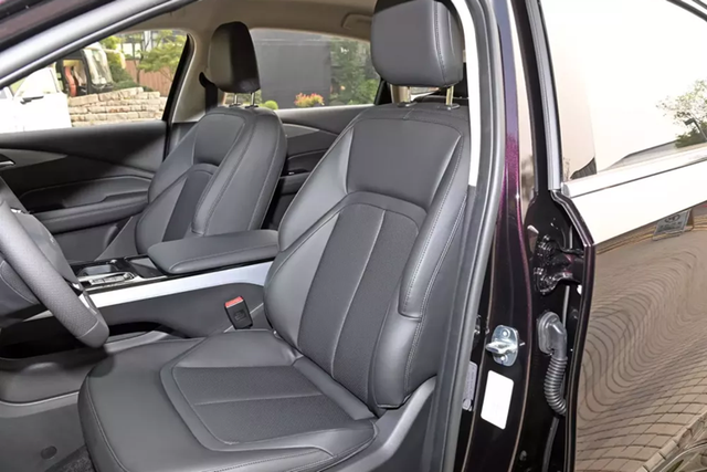 Chi tiết Wuling Starlight 2024 chỉ 288 triệu đồng - Hình 4 Chi tiet Wuling Starlight 2024 chi 288 trieu dong-Hinh-4