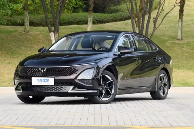 Chi tiết Wuling Starlight 2024 chỉ 288 triệu đồng Chi tiet Wuling Starlight 2024 chi 288 trieu dong