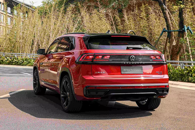 Volkswagen Teramont X gần 1 tỷ sắp bán ở Việt Nam - Hình 4 Volkswagen Teramont X gan 1 ty sap ban o Viet Nam-Hinh-4