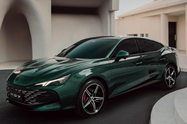MG7 từ 750 triệu đồng - sedan cỡ D giá mềm nhất tại Việt Nam - Hình 3 MG7 tu 750 trieu dong - sedan co D gia mem nhat tai Viet Nam-Hinh-3