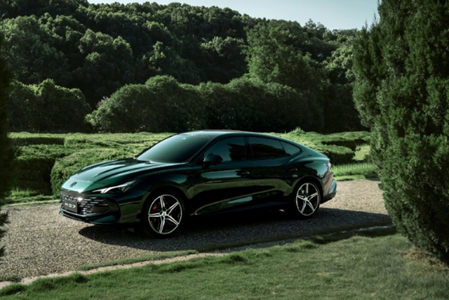 MG7 từ 750 triệu đồng - sedan cỡ D giá mềm nhất tại Việt Nam - Hình 12 MG7 tu 750 trieu dong - sedan co D gia mem nhat tai Viet Nam-Hinh-12