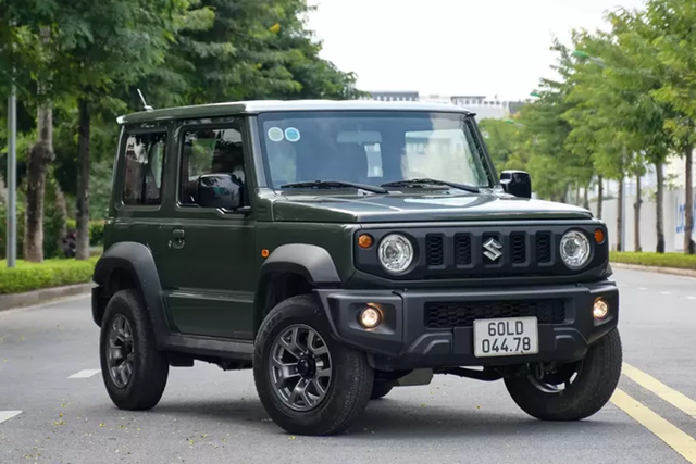 Cận cảnh Suzuki Jimny - chiếc SUV cho dân chơi Can canh Suzuki Jimny - chiec SUV cho dan choi