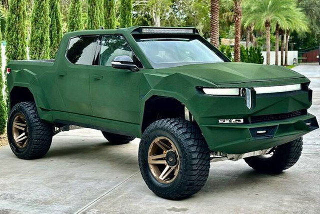 Apocalypse “lột xác” bán tải điện Rivian R1T hơn 3,5 tỷ đồng - Hình 5 Apocalypse “lot xac” ban tai dien Rivian R1T hon 3,5 ty dong-Hinh-5