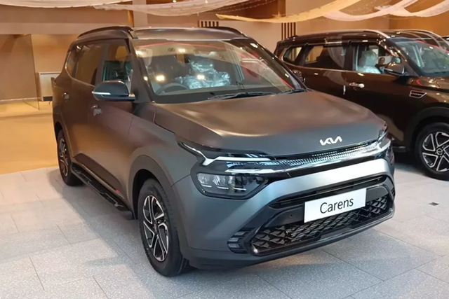Chi tiết Kia Carens X-Line 2023 từ 551 triệu đồng Chi tiet Kia Carens X-Line 2023 tu 551 trieu dong