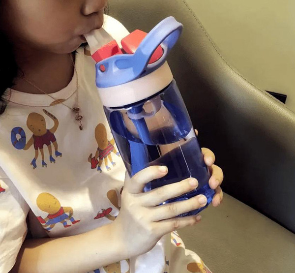 Loại bình đựng nước cực bẩn, nguyên nhân của viêm dạ dày ruột cấp Loai binh dung nuoc cuc ban, nguyen nhan cua viem da day ruot cap