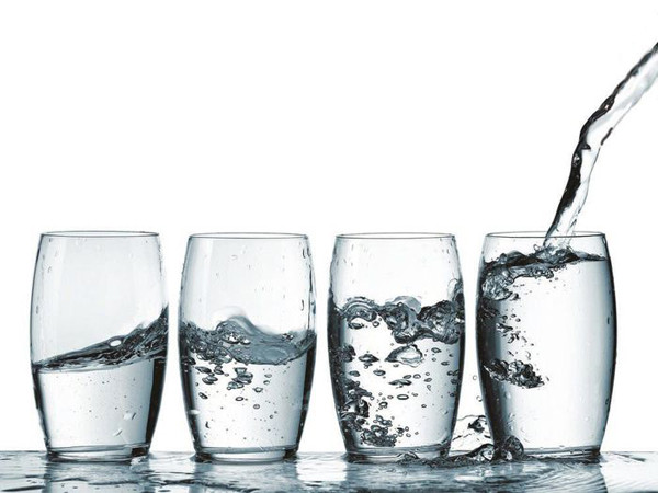 Uống nước như thế nào để không hại thận mỗi ngày? - Hình 8 Uong nuoc nhu the nao de khong hai than moi ngay?-Hinh-8