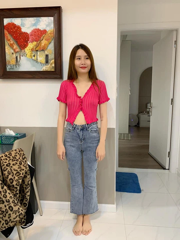 Jennie BLACKPINK khoe body sexy khi diện áo croptop - Hình 7 Jennie BLACKPINK khoe body sexy khi dien ao croptop-Hinh-7
