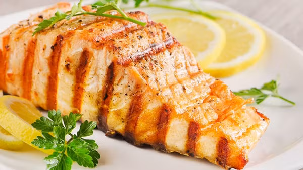 Luu y nhung mon ngon an xong nen xuc mieng de tranh mui hoi