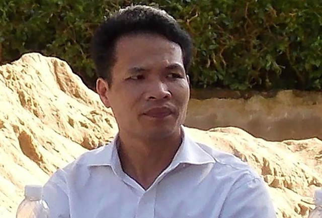 Bắt dân chui qua háng, đánh lãnh đạo vẫn làm Chủ tịch MTTQ thị trấn Bat dan chui qua hang, danh lanh dao van lam Chu tich MTTQ thi tran