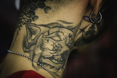 Cuộc sống của những thanh niên xăm kín mặt ở Sài Gòn - Hình 11 Cuoc song cua nhung thanh nien xam kin mat o Sai Gon-Hinh-11