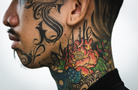 Cuộc sống của những thanh niên xăm kín mặt ở Sài Gòn - Hình 29 Cuoc song cua nhung thanh nien xam kin mat o Sai Gon-Hinh-29