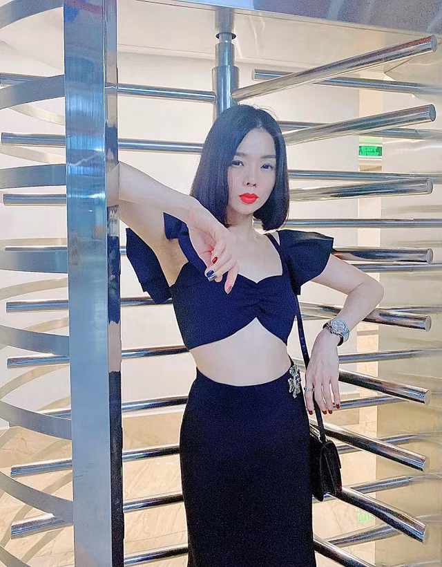 Sau ly hon, Le Quyen lo dau hieu xuong sac-Hinh-10