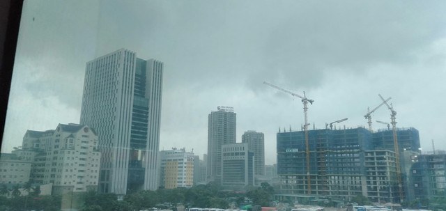 Hinh anh tran mua giong loc xoay bat thuong tai Ha Noi-Hinh-9