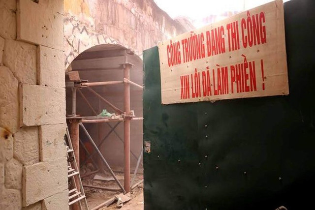 Hà Nội: Đục thông vòm cầu đá “trăm tuổi” trên phố Phùng Hưng - Hình 3 Ha Noi: Duc thong vom cau da “tram tuoi” tren pho Phung Hung-Hinh-3