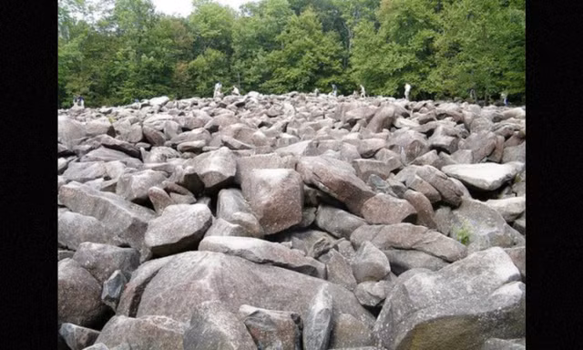 10 dia diem bi an, nhu the ton tai trong mot khong gian khac-Hinh-10