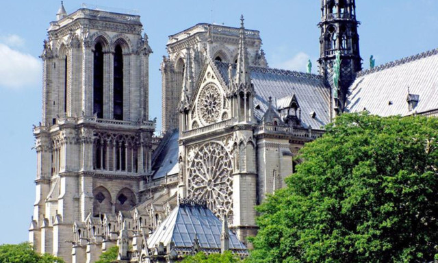 Nhà thờ Đức Bà Paris và bí mật chôn giấu trăm năm Nha tho Duc Ba Paris va bi mat chon giau tram nam