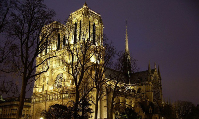 Nhà thờ Đức Bà Paris và những chuyện kỳ bí - Hình 2 Nha tho Duc Ba Paris va nhung chuyen ky bi-Hinh-2