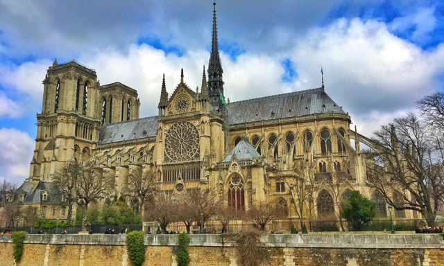 Nhà thờ Đức Bà Paris và những chuyện kỳ bí - Hình 7 Nha tho Duc Ba Paris va nhung chuyen ky bi-Hinh-7