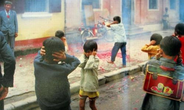 Tết Hà Nội thời bao cấp thú vị như nào? - Hình 6 Tet Ha Noi thoi bao cap thu vi nhu nao?-Hinh-6