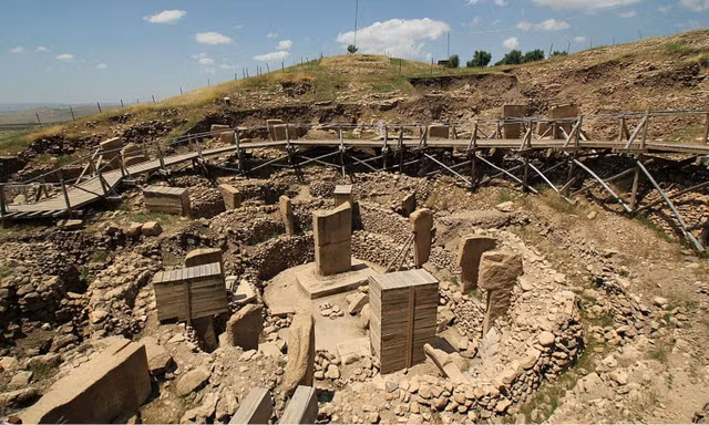 Bi an 7 di san khao co ngan nam khong loi giai-Hinh-2