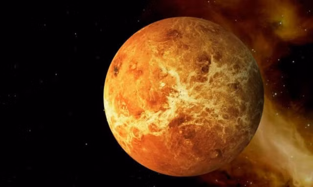 Dinh nui lua tren sao Kim van hoat dong, dau hieu su song sot?