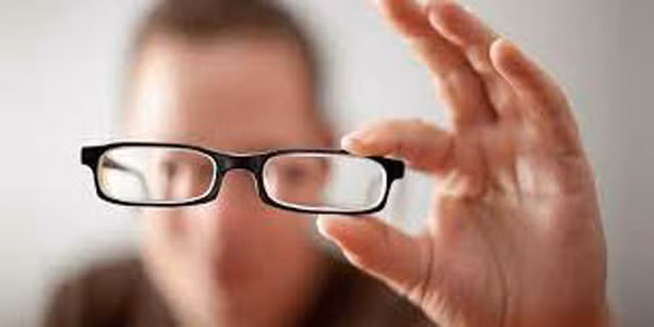 Dau hieu dot quy can di kham '1 te, 2 dau, 3 khong ro'-Hinh-7