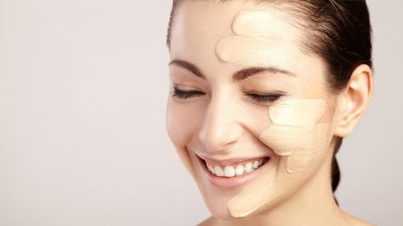 Bật mí 4 mẹo trang điểm giúp bạn trẻ ra chục tuổi - Hình 2 Bat mi 4 meo trang diem giup ban tre ra chuc tuoi-Hinh-2