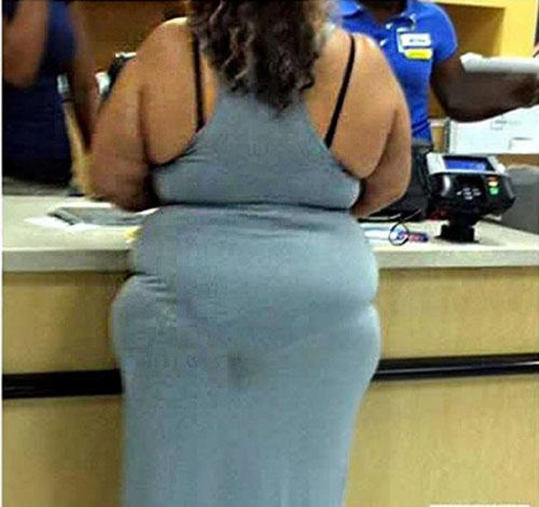 Những chiếc váy bodycon khiến chị em hớ hênh vì lộ nội y - Hình 10 Nhung chiec vay bodycon khien chi em ho henh vi lo noi y-Hinh-10