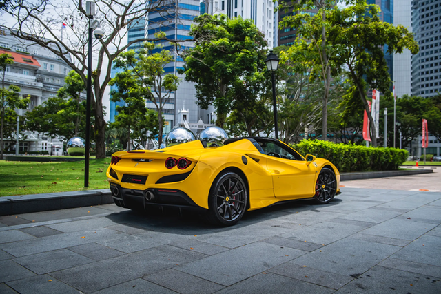 Tiếc ngang khi thấy Ferrari F8 hơn 17 tỷ cháy rụi phần đuôi - Hình 6 Tiec ngang khi thay Ferrari F8 hon 17 ty chay rui phan duoi-Hinh-6