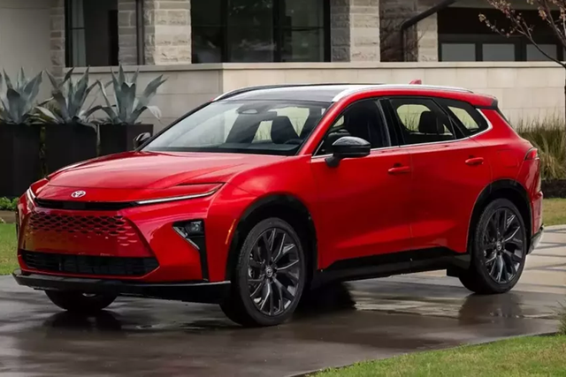 Chi tiết mẫu xe SUV Toyota Crown Signia 2025 Chi tiet mau xe SUV Toyota Crown Signia 2025