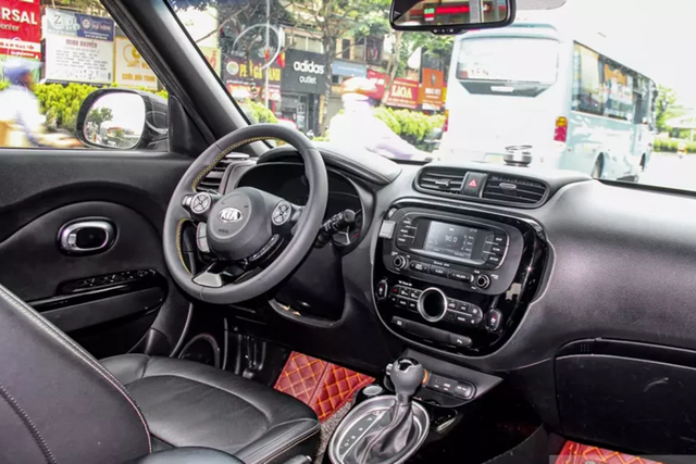 Chi tiết Kia Soul 2014 chưa tới 500 triệu đồng - Hình 3 Chi tiet Kia Soul 2014 chua toi 500 trieu dong-Hinh-3