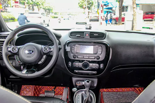 Chi tiết Kia Soul 2014 chưa tới 500 triệu đồng - Hình 4 Chi tiet Kia Soul 2014 chua toi 500 trieu dong-Hinh-4