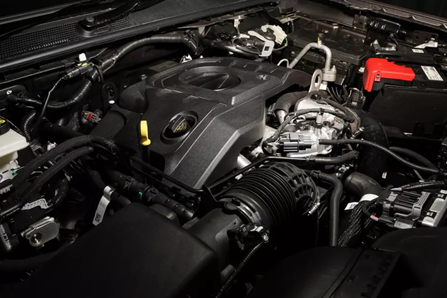 Chi tiết xe Ford Everest Platinum 2024 giá 1,7 tỷ đồng - Hình 3 Chi tiet xe Ford Everest Platinum 2024 gia 1,7 ty dong-Hinh-3