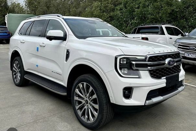 Chi tiết xe Ford Everest Platinum 2024 giá 1,7 tỷ đồng - Hình 6 Chi tiet xe Ford Everest Platinum 2024 gia 1,7 ty dong-Hinh-6