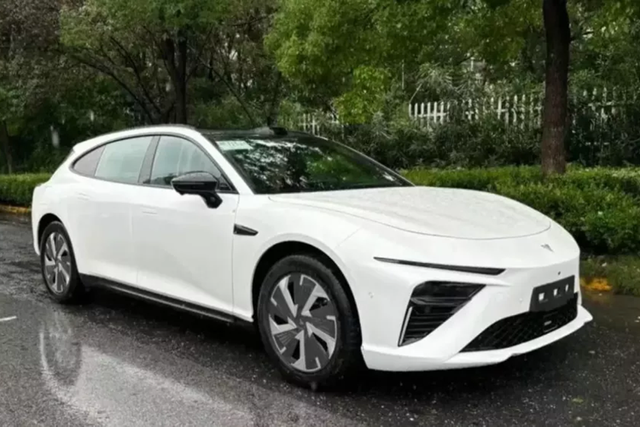 Chi tiết Neta S Wagon chỉ 488 triệu đồng - Hình 3 Chi tiet Neta S Wagon chi 488 trieu dong-Hinh-3